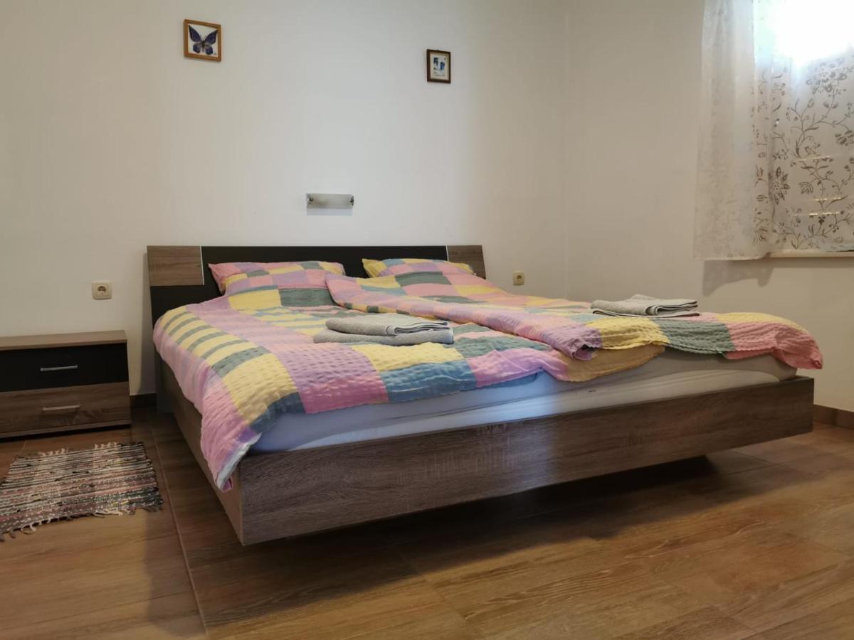 Kod Male Gospe Villa Tribunj  Bagian luar foto